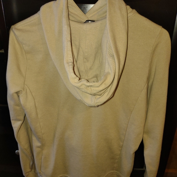 The North face Gold & Tan kangaroo hoodie - Picture 2 of 3